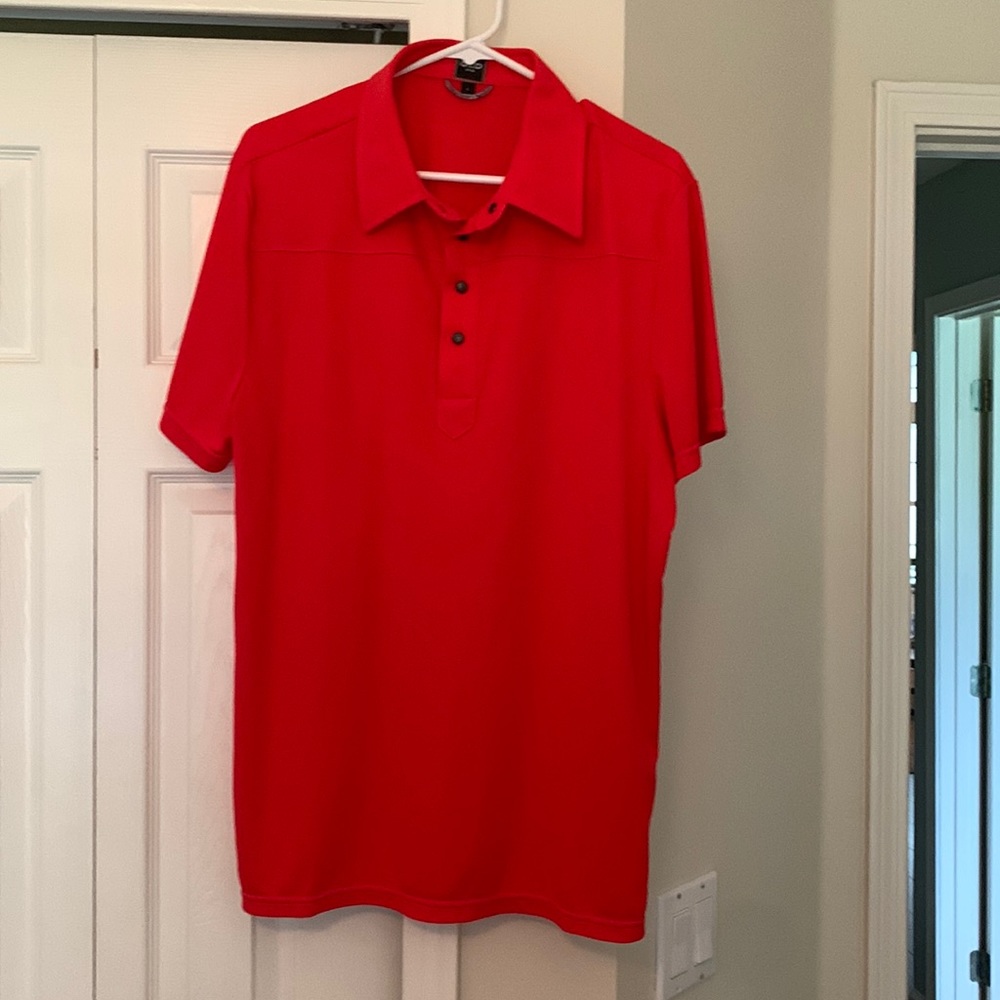 QED red golf polo